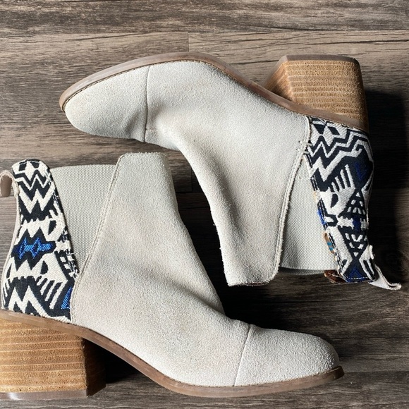 Toms Women’s Ankle Boots Size 7 - Picture 3 of 8